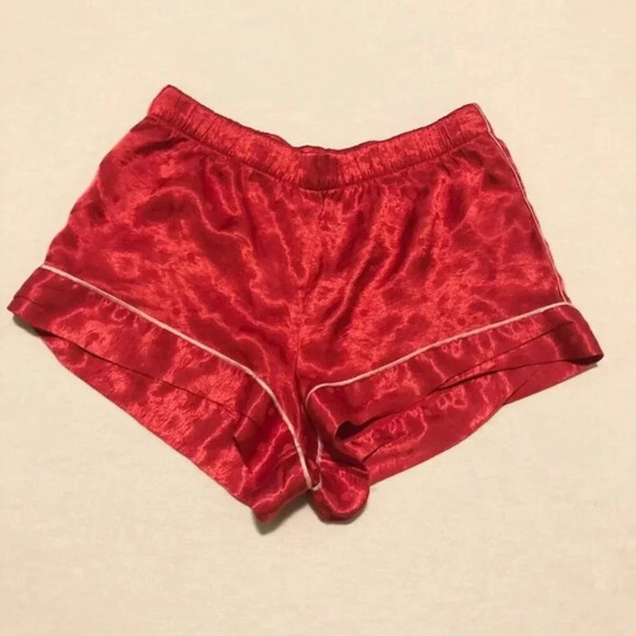 Victorias Secret Red Polka Dot Valentines Day Sleep Shorts Size XS - Picture 1 of 16